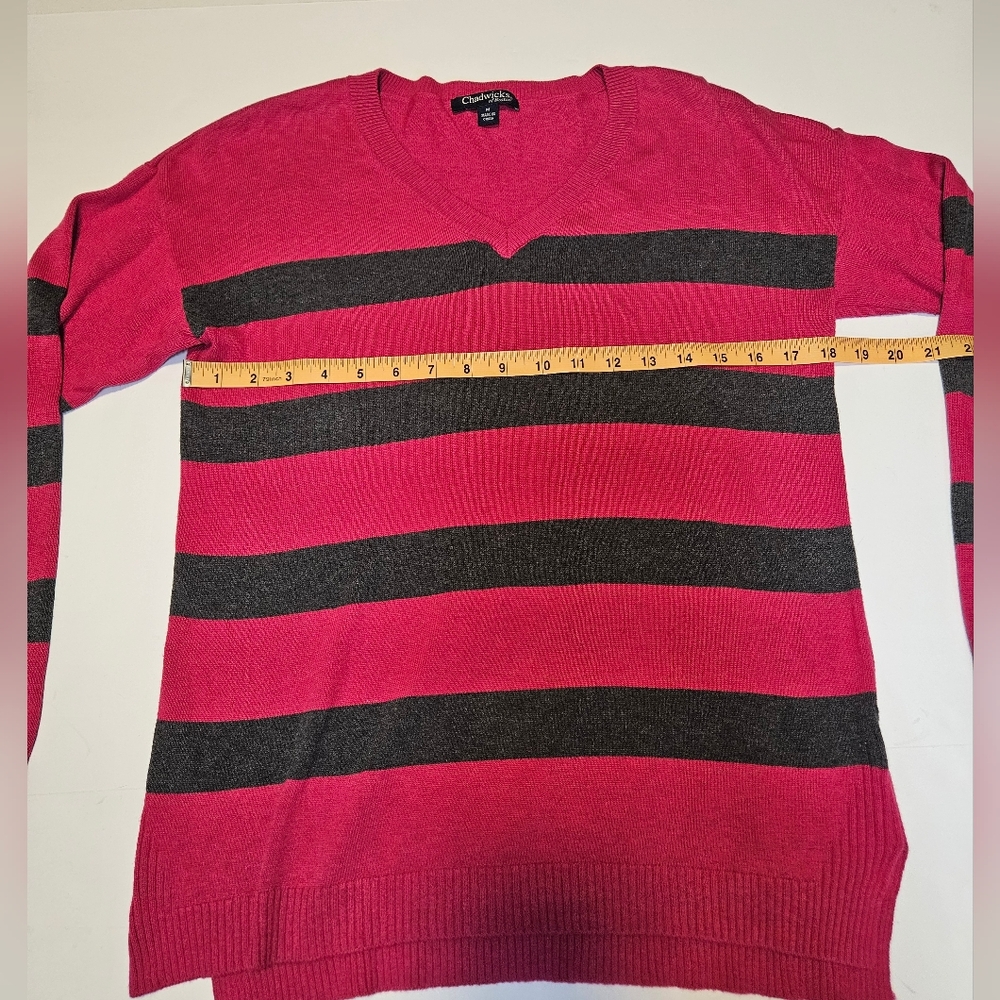 Chadwicks V-Neck Sweater - Pink and Black Striped. Size M - Picture 5 of 5